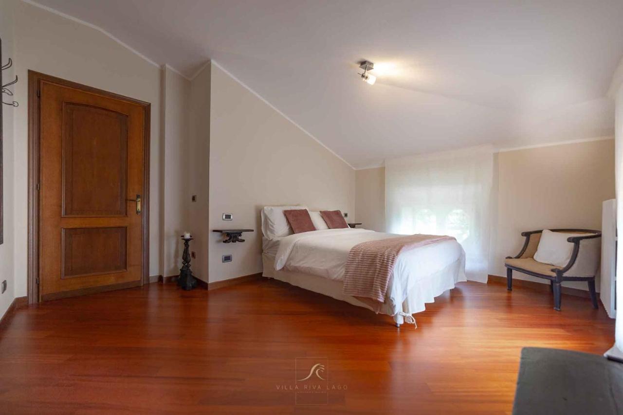 Villa Riva Lago - Apartment With Parking Tavernola Bergamasca Exterior foto