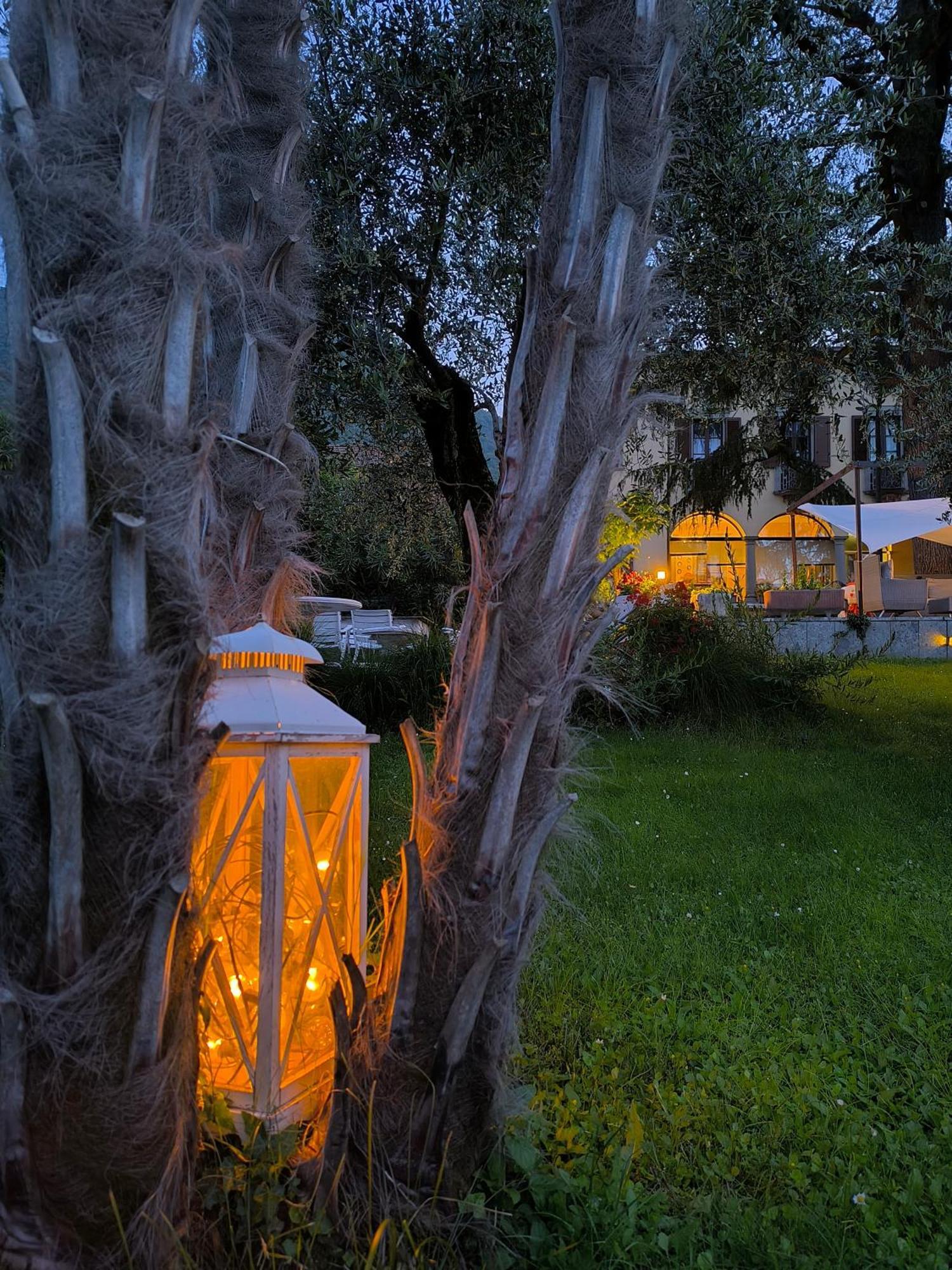 Villa Riva Lago - Apartment With Parking Tavernola Bergamasca Exterior foto